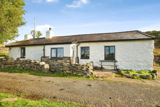 2-bed detached on Waunfawr, Gwynedd, £275,000