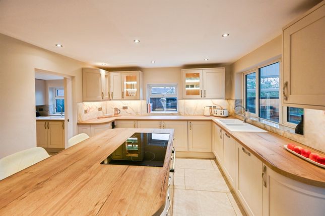 1, St. Huberts Drive, Skegness photo 4