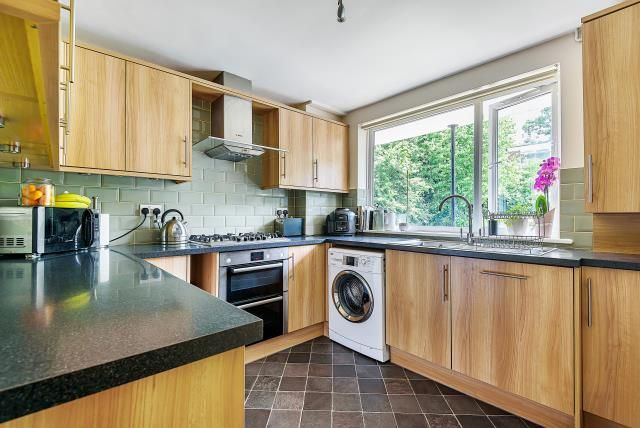 Russell Court, Chesham photo 4