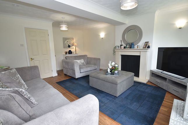 38 The Whitfields, Macclesfield photo 4