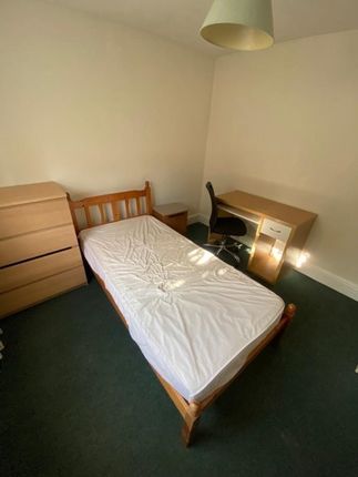 19, Burleigh Road, Loughborough photo 3