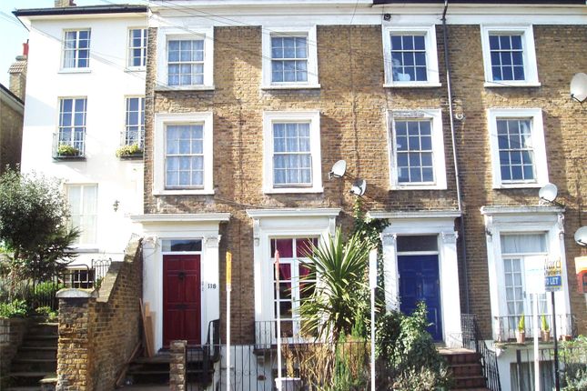 Thumbnail Flat to rent in Windmill Street, Gravesend, Kent