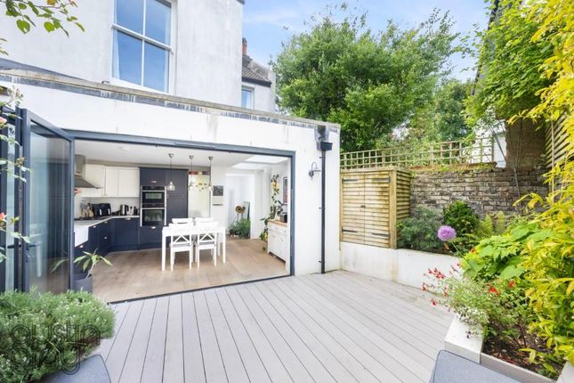 Thumbnail Property for sale in York Grove, Brighton
