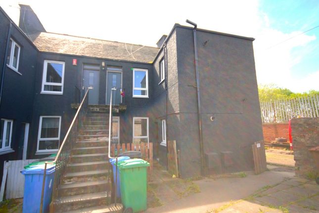 2 bed flat to rent in Main Street, Methil, Fife KY8