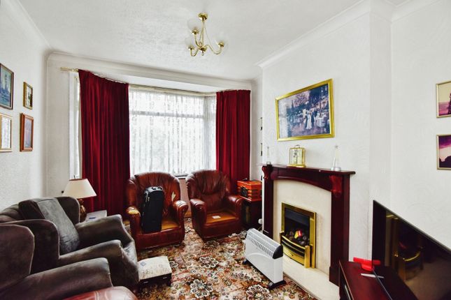 31, Marsh Avenue, Stoke-on-trent photo 2