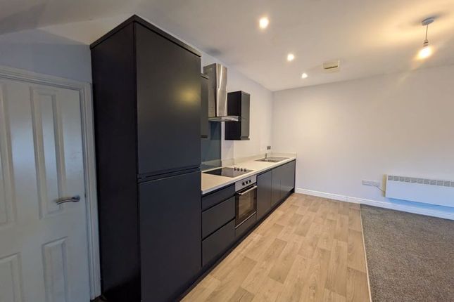 Flat 52 Birchen House, Canning Street, Birkenhead photo 3