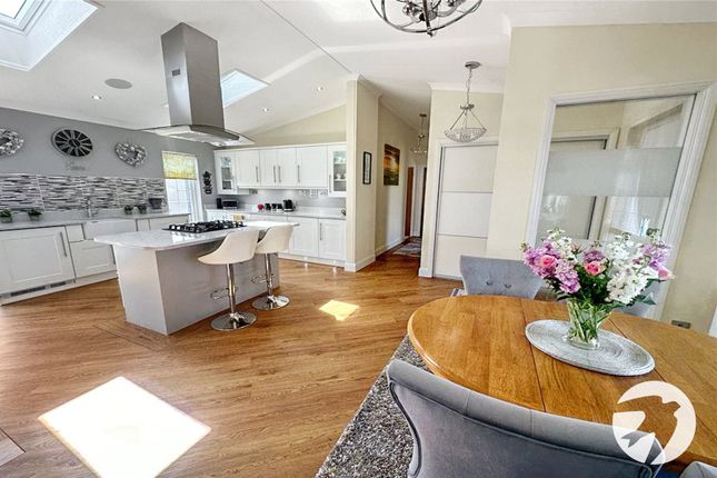 Mobile/park home for sale in Peninsula Crescent, Hoo, Rochester, Kent