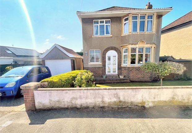 Thumbnail Detached house for sale in Thornbury Road, Uphill, Weston Super Mare, N Somerset.