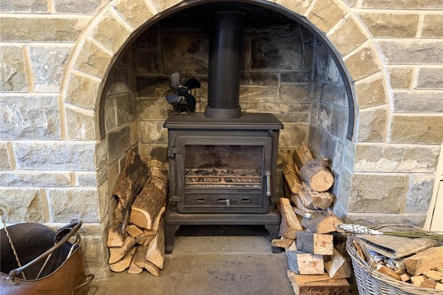 20, Beaumont Park Road, Huddersfield photo 4
