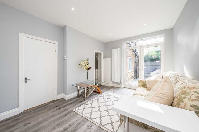 Thumbnail Flat for sale in Hampton Road, Twickenham