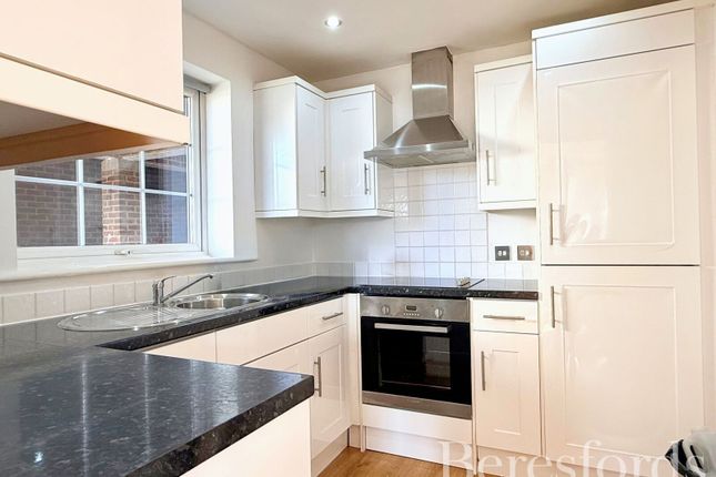 Flat 2,, Madel Court, Rainham photo 2