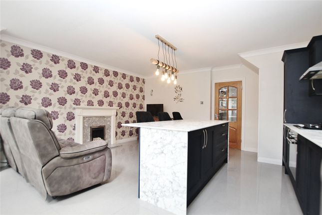 41, Acer Drive, Woking photo 4