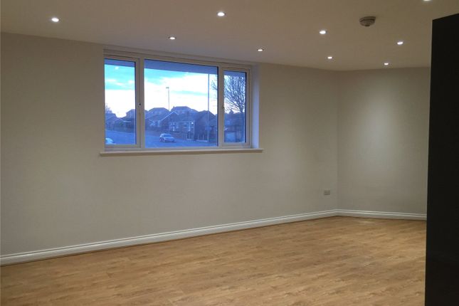 1, Santingley Court, Wakefield photo 2