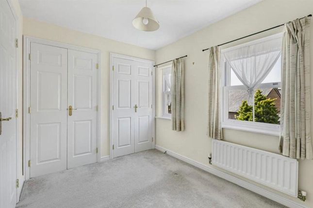 18, Osier Way, Cambridge photo 5