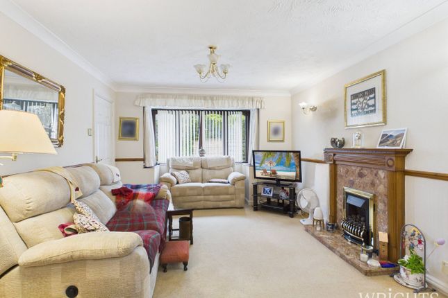 14, Witchford, Welwyn Garden City photo 4