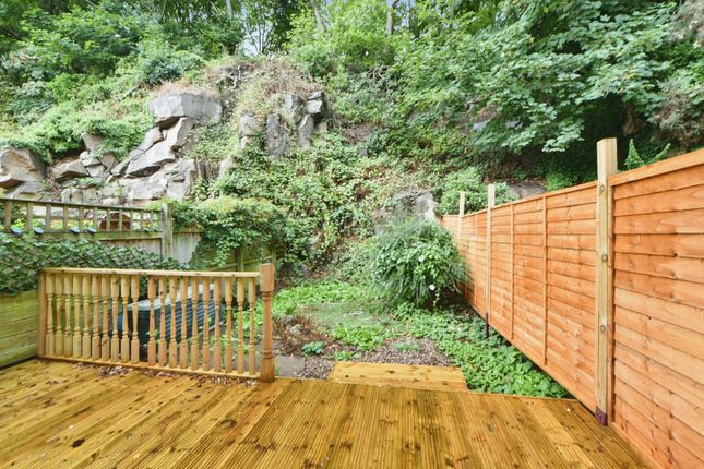 53, Baildon Wood Court, Shipley photo 4
