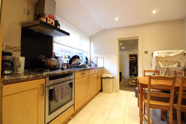 Flat for sale in Buxton Road, Luton