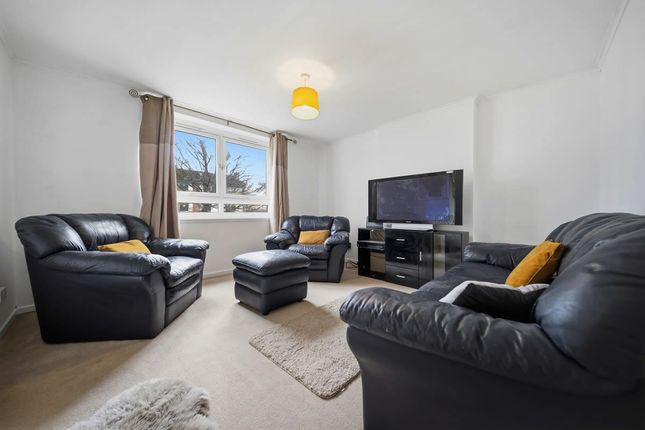 83, Cairncry Road, Aberdeen photo 2