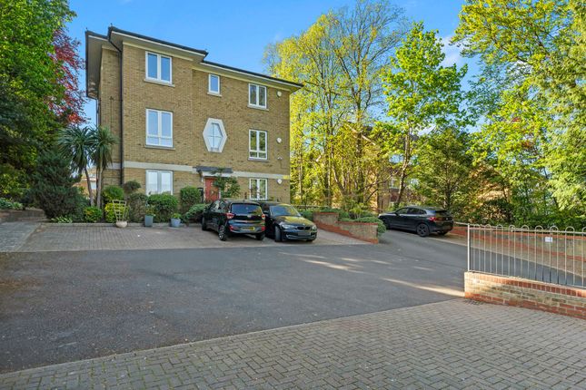 Flat 5, Bloomsbury Court, Caterham photo 2