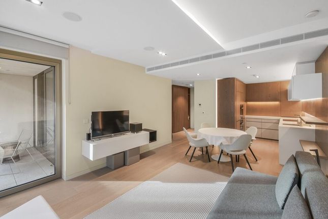 Flat for sale in Pearson Square, London