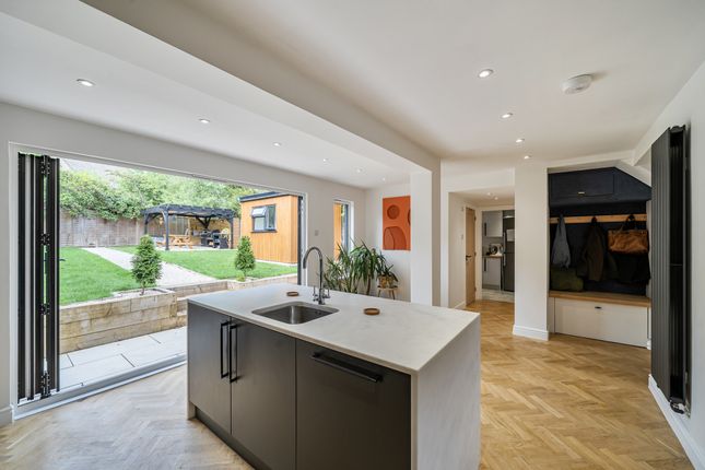 7, Hamilton Croft, Meysey Hampton photo 4