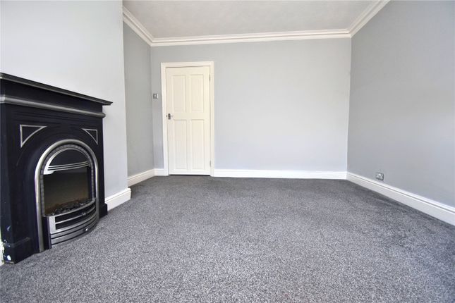Flat 3, 20, Ash Road, Hampshire photo 2