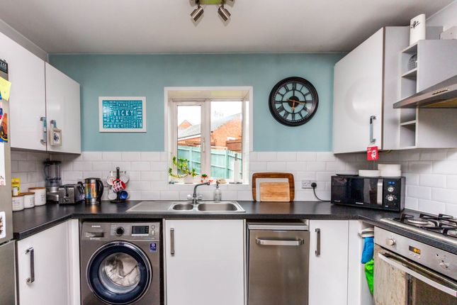 11, Tyne Way, Rushden photo 4