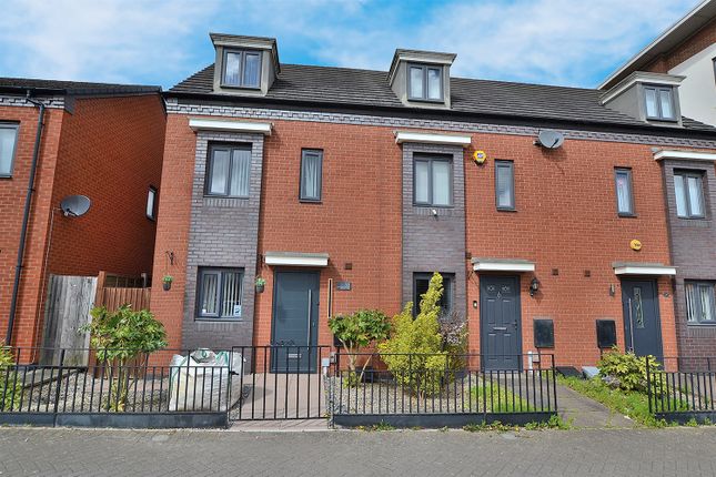 Town house for sale in Mercury Drive, Wolverhampton