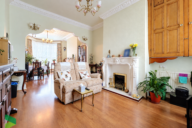 115, Montague Street, Blackburn photo 2