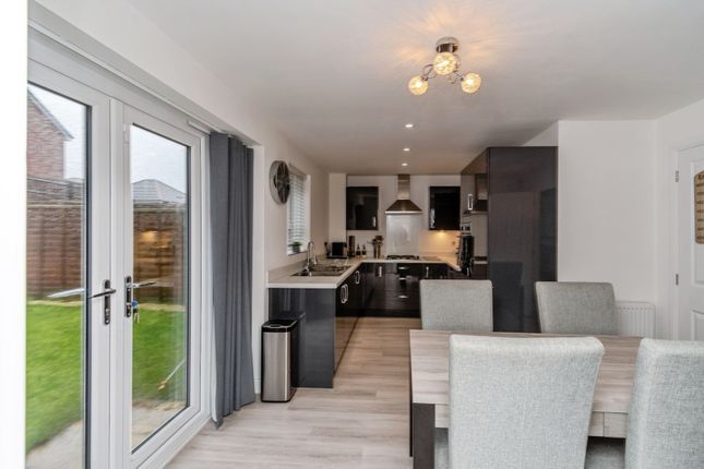 14, Tomkinson Heights, Cannock photo 2