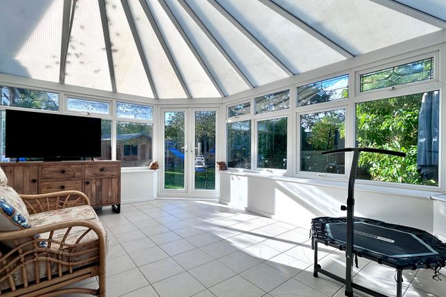 47 Sudbury Drive, Cheadle photo 4