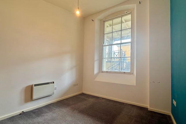 114, St Georges Walk, Gosport photo 4