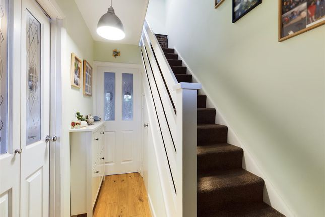 20, Gorse Close, Tollgate Hill photo 4