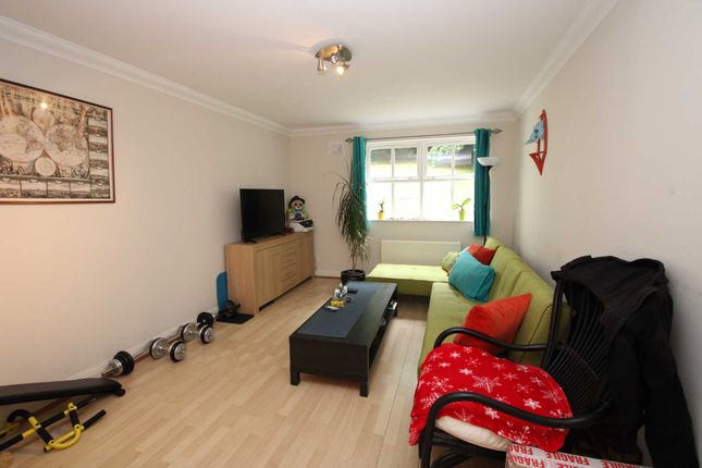 Flat 3 The Beeches, 142, Beechfield Road, Hemel Hempstead photo 3