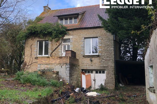 Villa for sale in Merdrignac, Côtes-D'armor, Bretagne