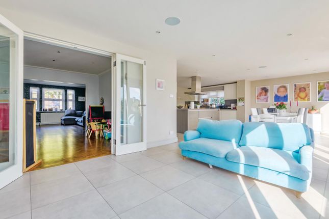 27, Southway, Totteridge photo 4