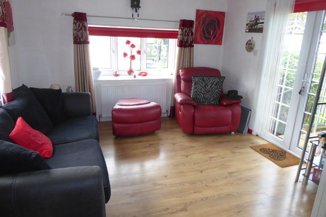 Mobile/park home for sale in Kindersley Park, Salisbury Road, Abbotts Ann, Andover, Hampshire