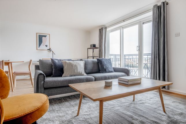 Thumbnail Flat to rent in Limehouse, London