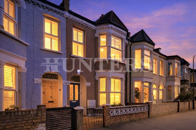 14, Greyhound Road, London photo 2