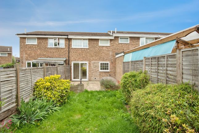 Wordsworth Close, Royston photo 2
