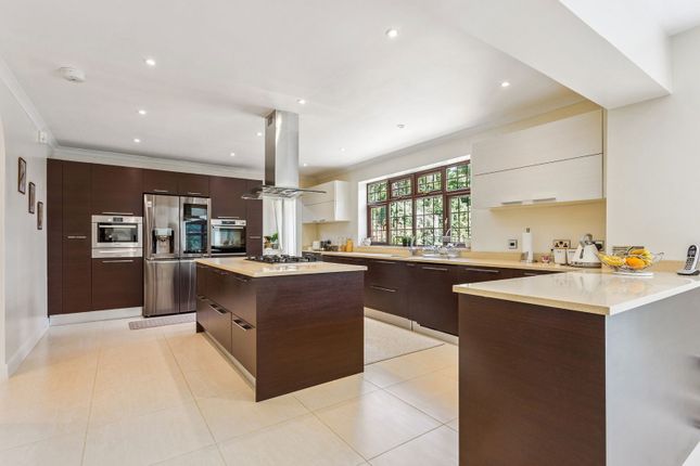 57, Russell Road, Northwood photo 3