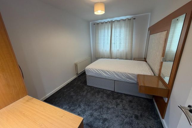 2 bed property for rent in Strand Road, Derry BT48