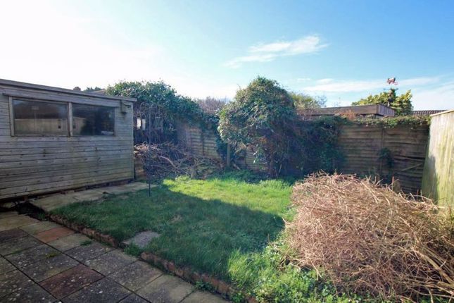 Detached bungalow for sale in Holton Mount, Holton-Le-Clay, Grimsby
