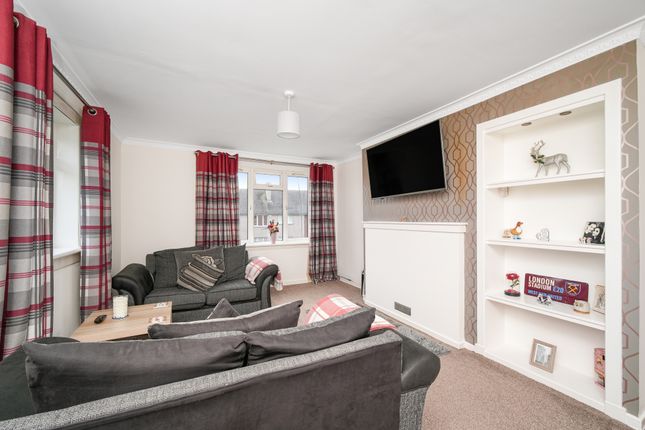 22/6, Firrhill Crescent, EDINBURGH photo 3