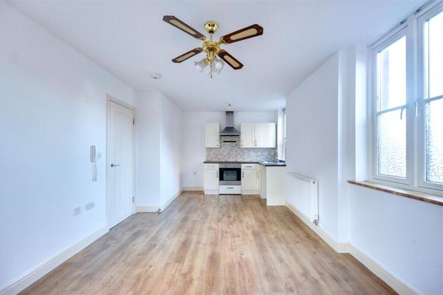 Apartment 1, 15b Upper Wellington Street, Upper Wellington Street, Nottingham photo 5