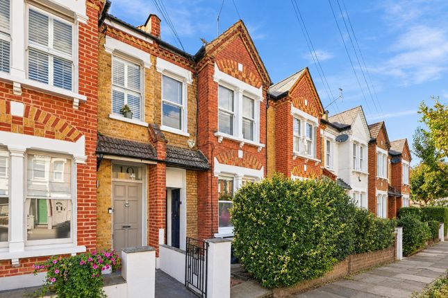 21A,, Dingwall Road, London photo 3