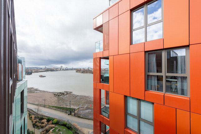 Flat for sale in Lariat Apartment, Cable Walk, Greenwich