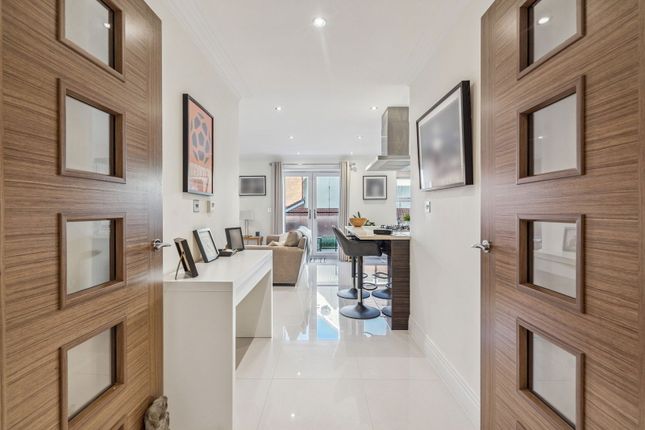 10, Victoria Mansion, Rickmansworth photo 2