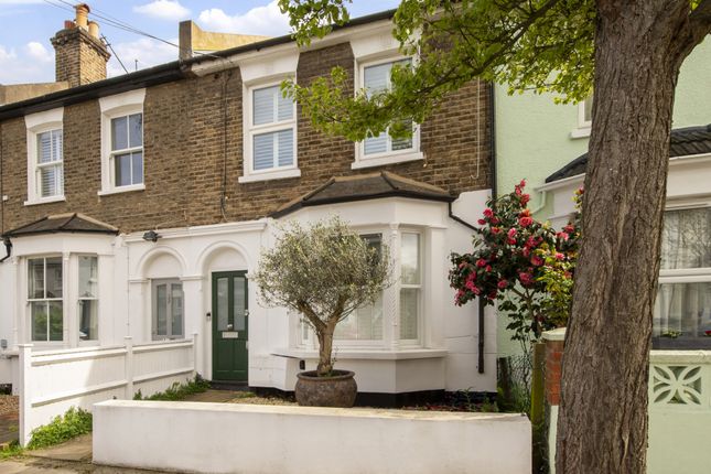 Flat for sale in St. Francis Road, East Dulwich
