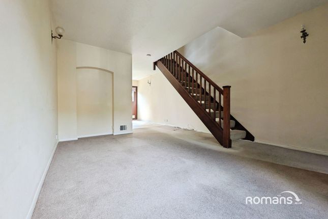 83, Broad Hinton, Reading photo 3